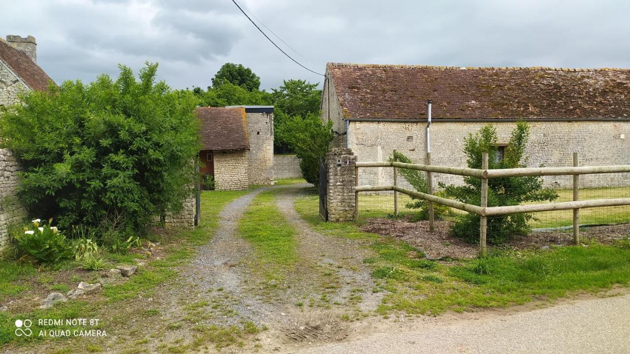 La Maison De Ners Pertheville-Ners Exterior photo